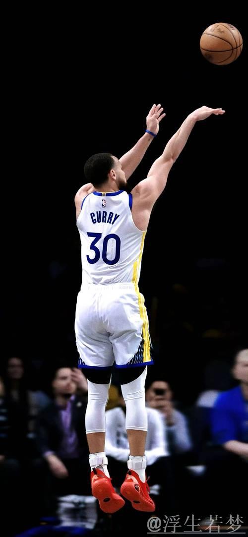 库里冷血三分破僵局,关键时刻终现身 库里冷血三分破僵局,关键时刻终现身